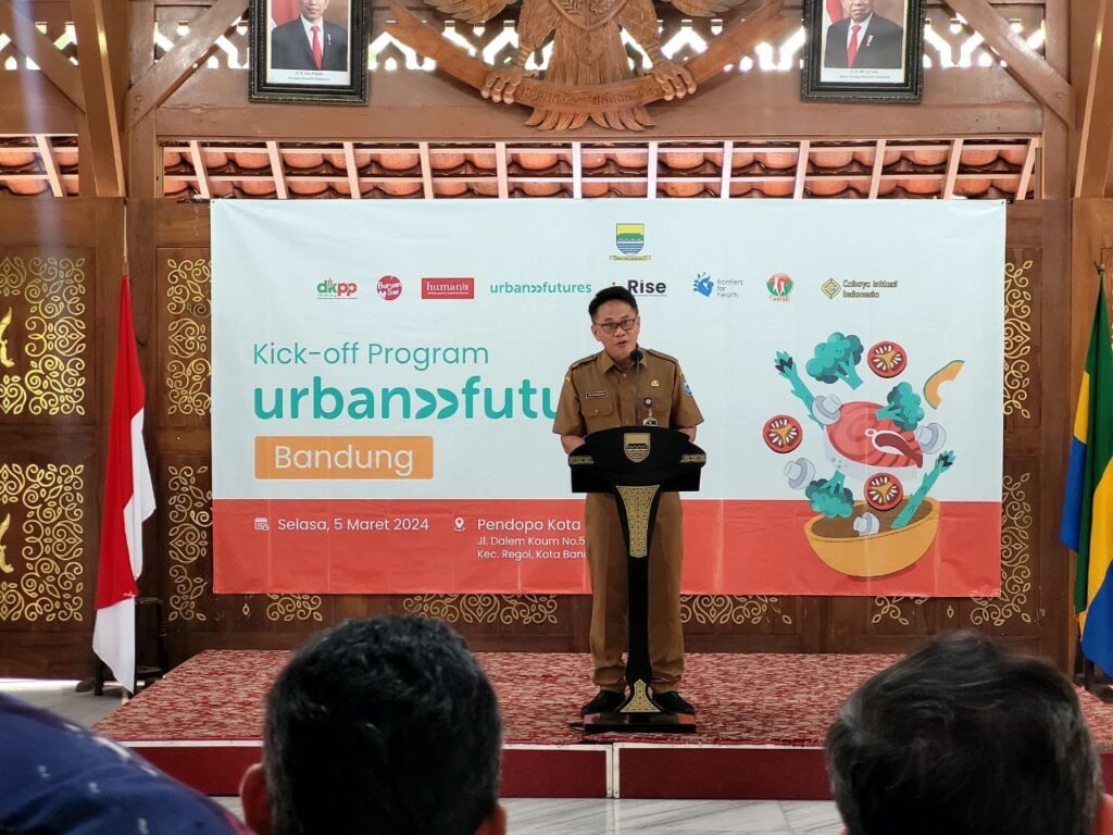 Bandung.go.id - Kick-Off Urban Futures, Panggungnya Generasi Muda Kota Bandung Jadi Aktor Transformasi Sistem Ketahanan Pangan 2 Kick Off Urban Futures di Pendopo Kota Bandung, Selasa 5 Maret 2024