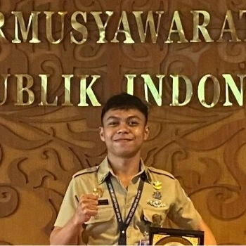 Ihza Maulana Ruhyat Ihza Maulana Ruhyat
